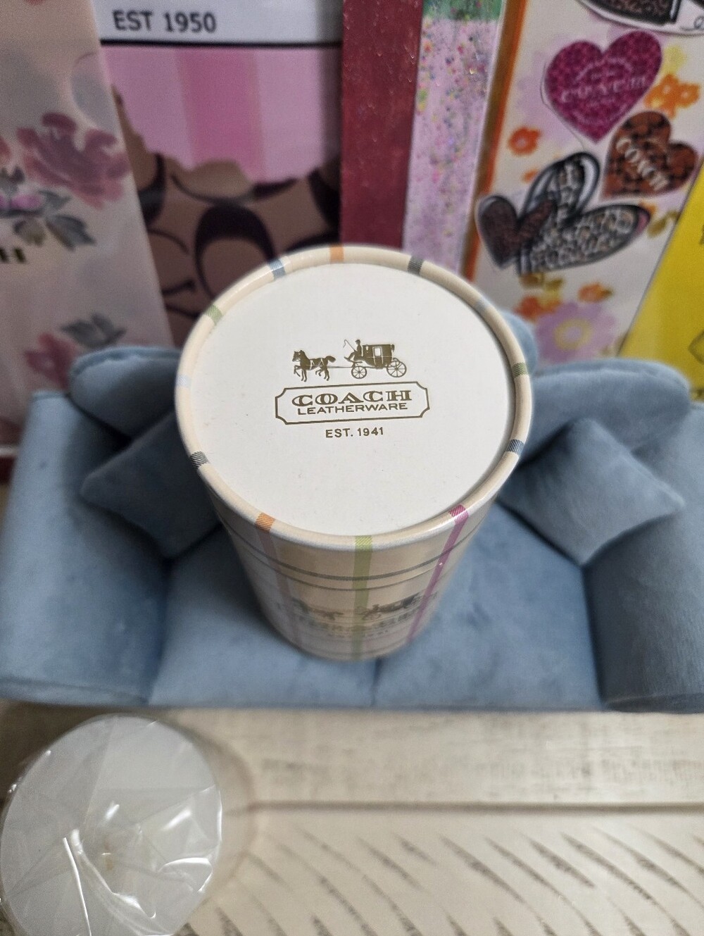 COACH Leatherware novelty Tattersall candle with its matching container, NEW - Picture 7 of 9